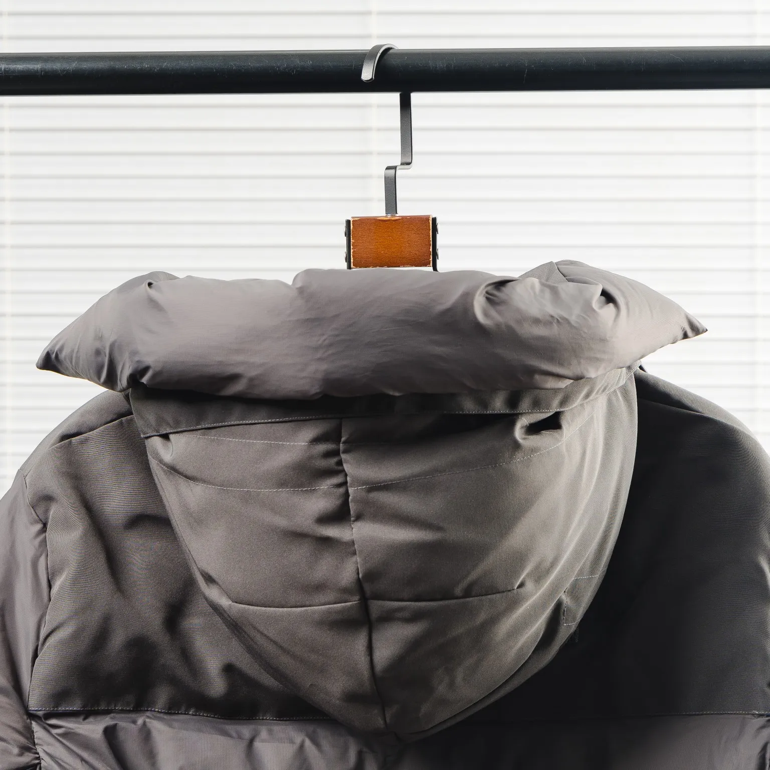 P1160 2058MW Paradigm Expedition Parka-WD Men's Gray Size: XS S M L XL XXL.
